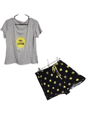 Macys Family PJs  Sunshine Pajama Set Size Large Gray Tee Shorts Loungewear